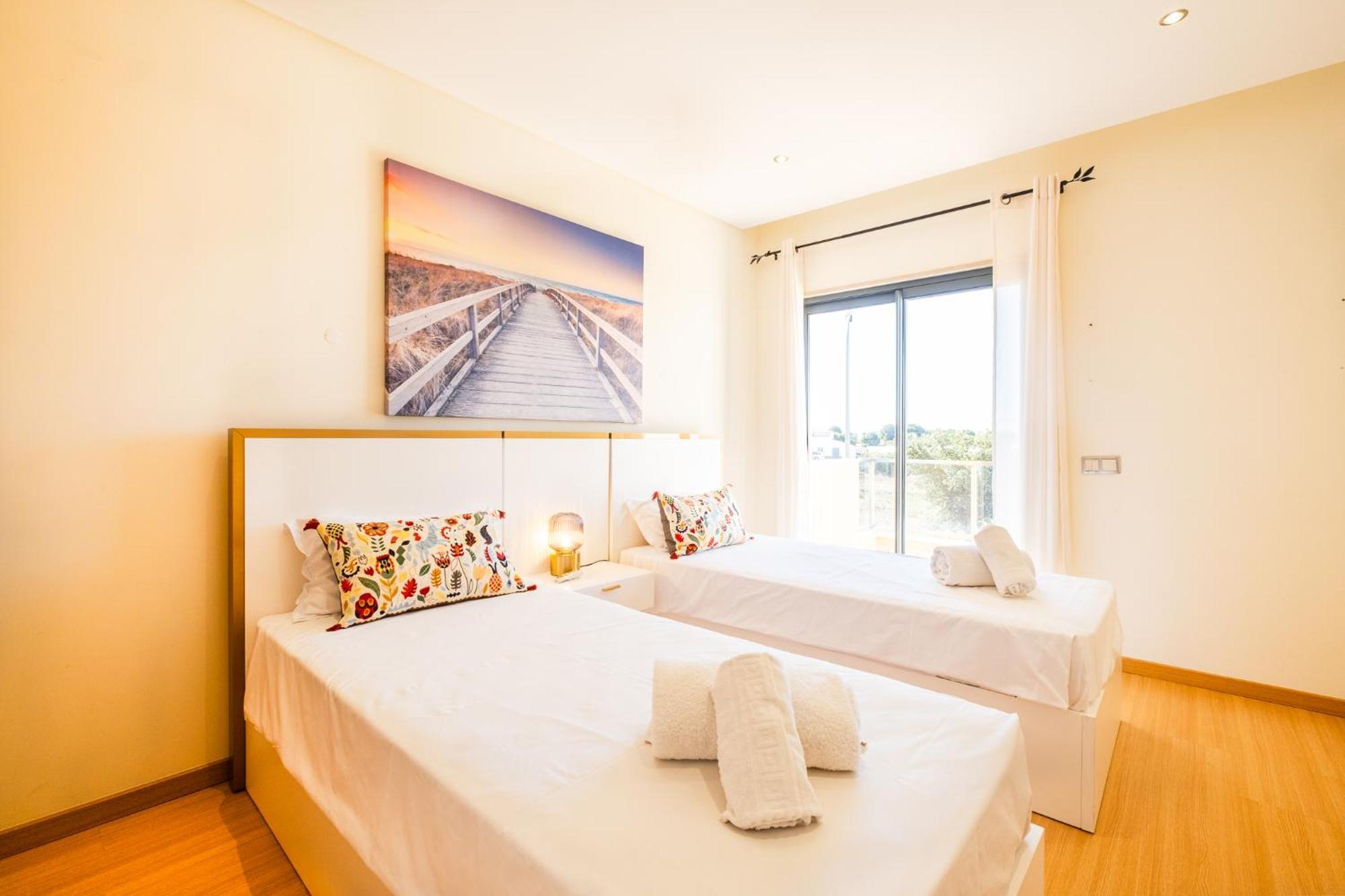 Cozy With Pool And Barbecue Holiday home Albufeira